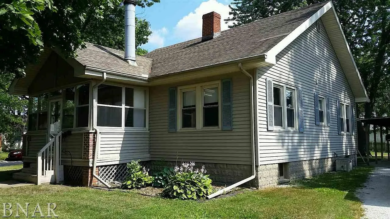 498 E 3rd St photo 1