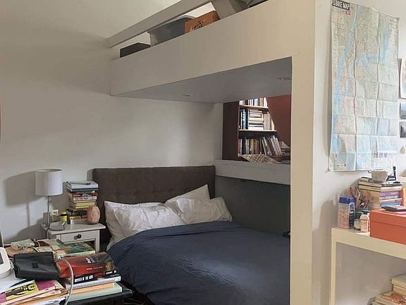 5th image of 46 S Oxford St APT 5