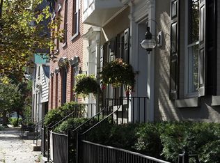 35 Front St, Schenectady, NY 12305