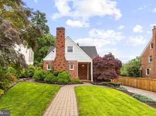 2819 S Joyce St, Arlington, VA 22202