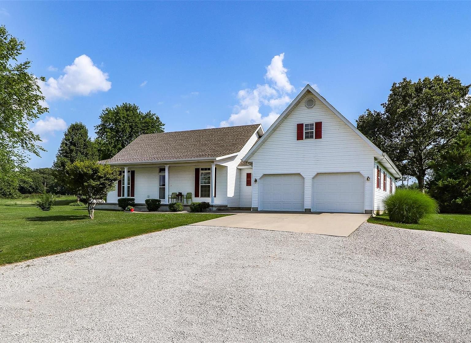 18260 Oasis Dr, Phillipsburg, MO 65722 | Zillow