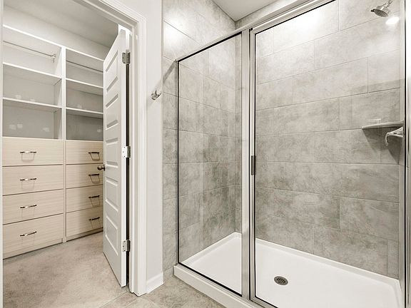 5th image of 207 Augusta Green Way
