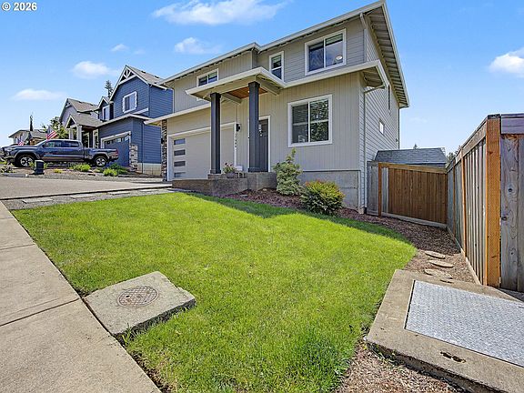 3rd image of 37984 Juniper St
