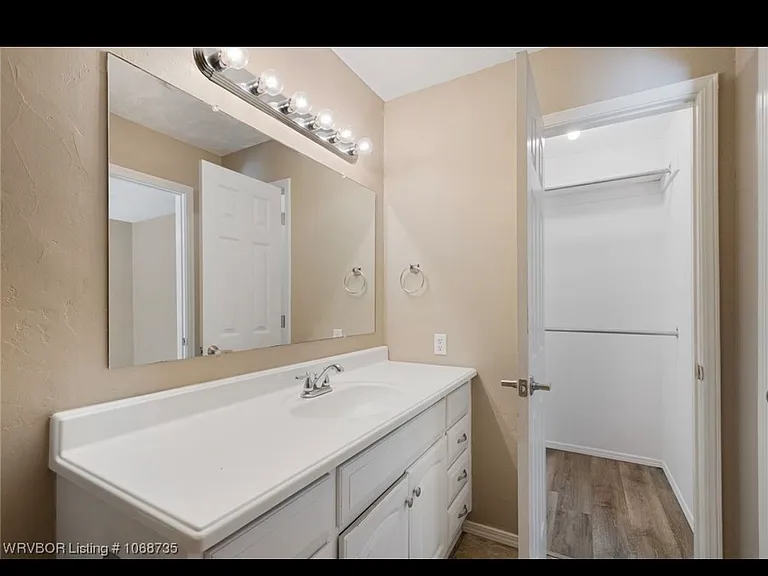 2406 Linda Ct — Photo 16