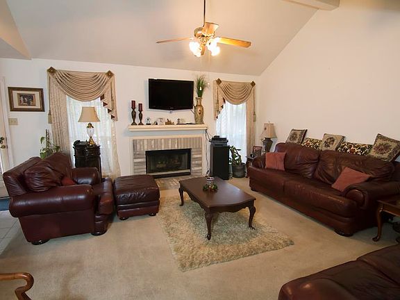5th image of 5323 Oak Falls Dr