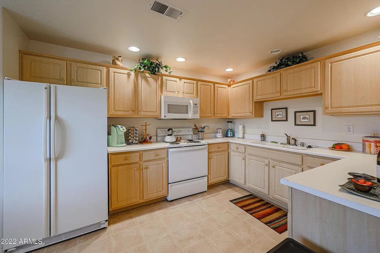 9555 E Raintree Dr — Photo 2