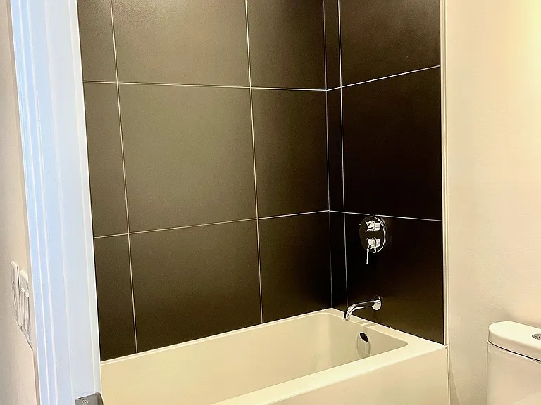 20 Edward St #802 — Photo 11