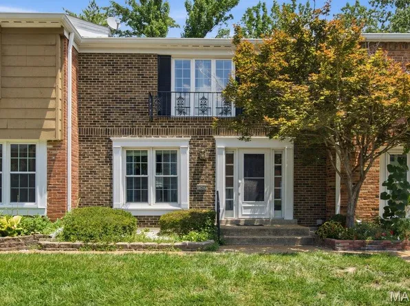 13423 Forestlac Dr, Saint Louis, MO 63141