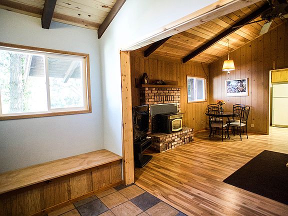 Guest House Entry