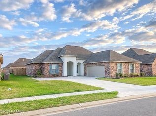 338 Victoria Lights Ln, Broussard, LA 70518