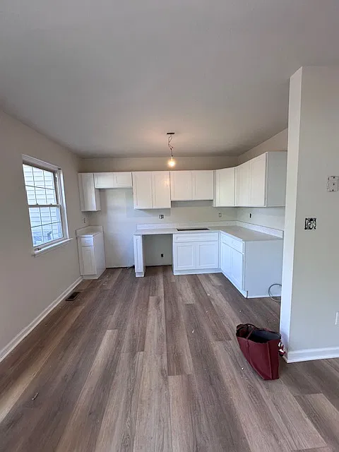 183 Alymer Ct — Photo 3