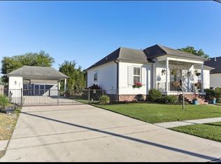 1904 Esteban St, Arabi, LA 70032