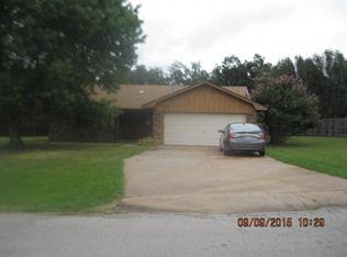 4241 Overland Cir, Noble, OK 73068