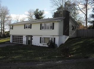 837 Grove Street Ter, Worcester, MA 01605