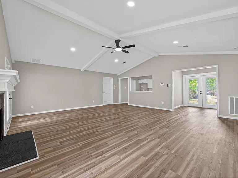 12079 Maverick Dr — Photo 8