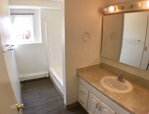 2nd image of 333 Baranof Ave #B