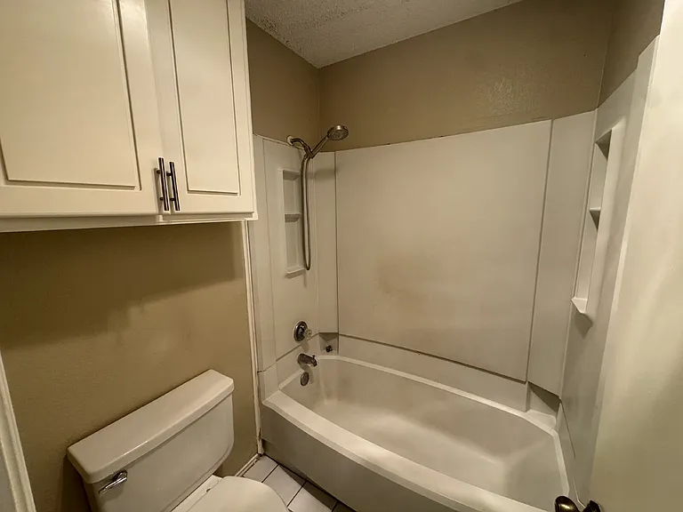 6804 Frankford Ave — Photo 8