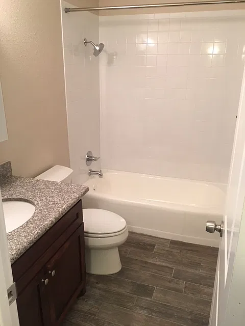1 bed, 530 sqft, $1,200 — Photo 4