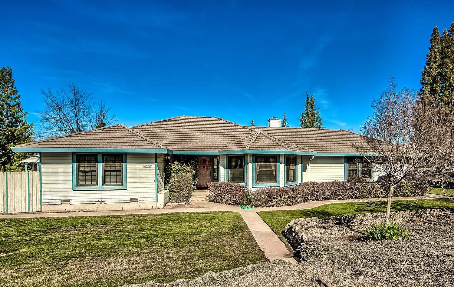 2368 Toyon Ct photo 1