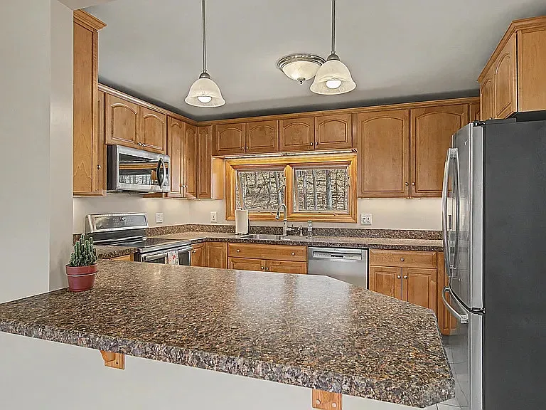 541 Sand Rd #A — Photo 6