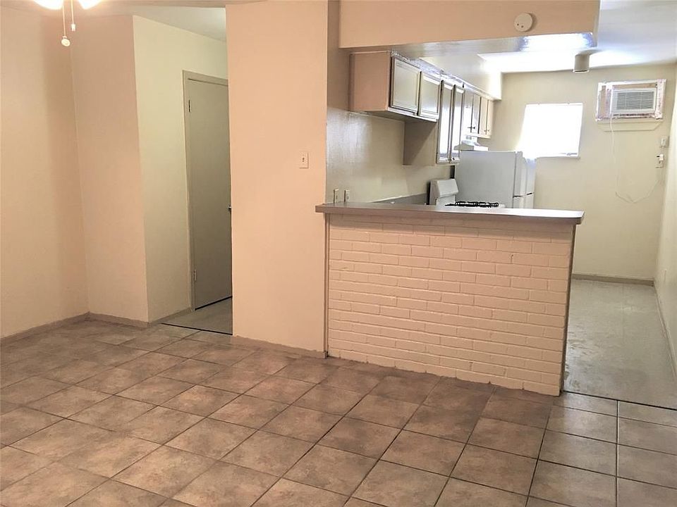 1st image of 1849 Richmond Ave #51