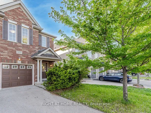 3029 Mission Hill Dr, Mississauga, ON L5M 0B8