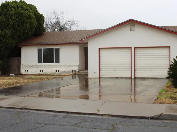 1992 E Meadow Lane, Dinuba, CA 93618