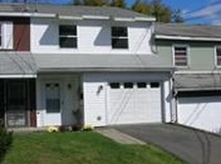 46 Clifford Rd, Menands, NY 12204