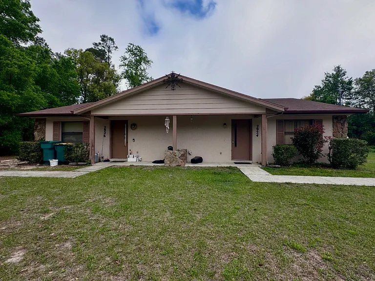 2924 Clearwood St — Photo 1