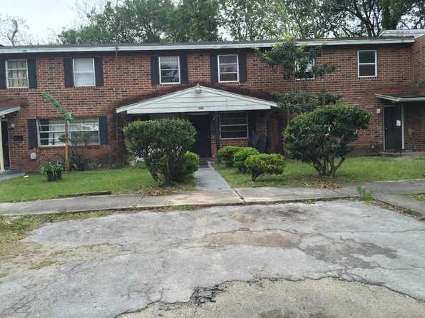1749 Powhattan St, Jacksonville, FL 32209