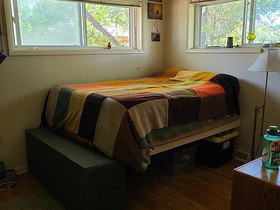 Upstairs bedroom 2