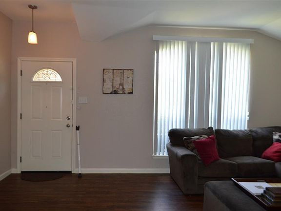 2nd image of 6808 Buenos Aires Dr