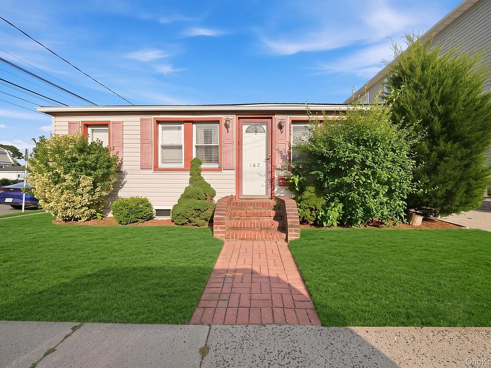 1st image of 162 Baisley Avenue