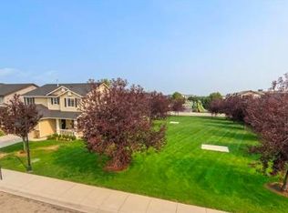 2582 E Copper Point Dr, Meridian, ID 83642