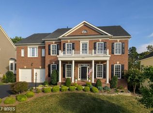 18356 Mid Ocean Pl, Leesburg, VA 20176