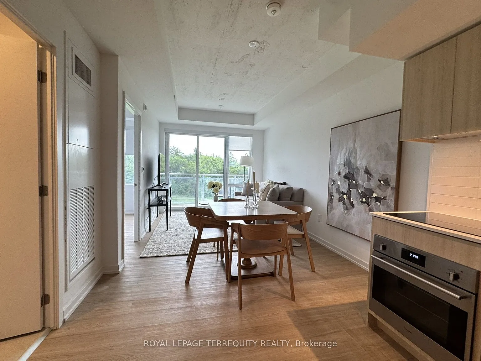 2 bed, $2,500 — Photo 4