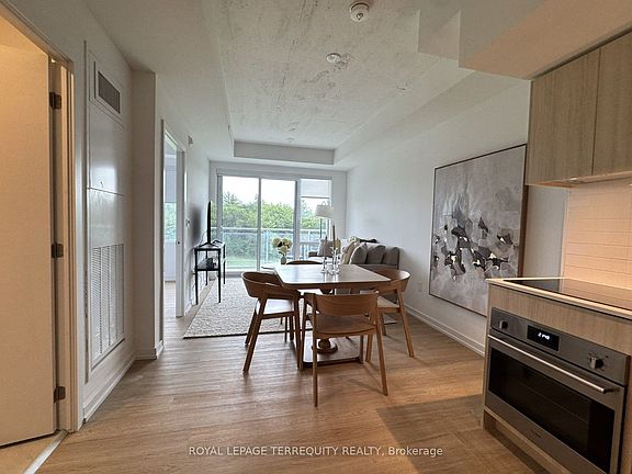4th image of 100 Carrick Trl #309