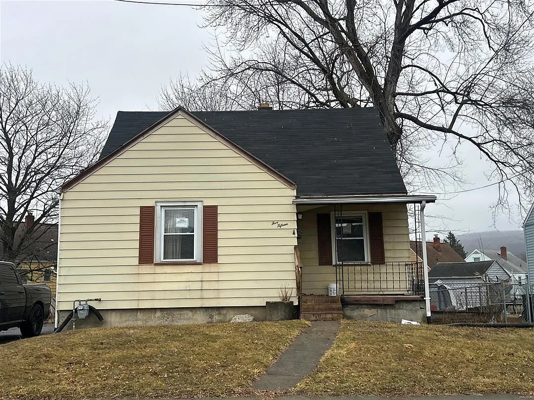 515 Gaines St photo 1