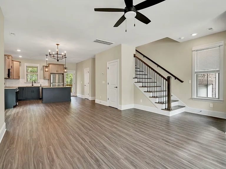 457 Hungry Hollow Rd SE — Photo 4