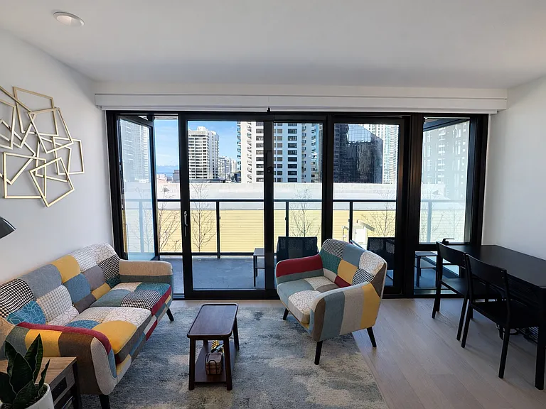 300 Virginia St #813 — Photo 1