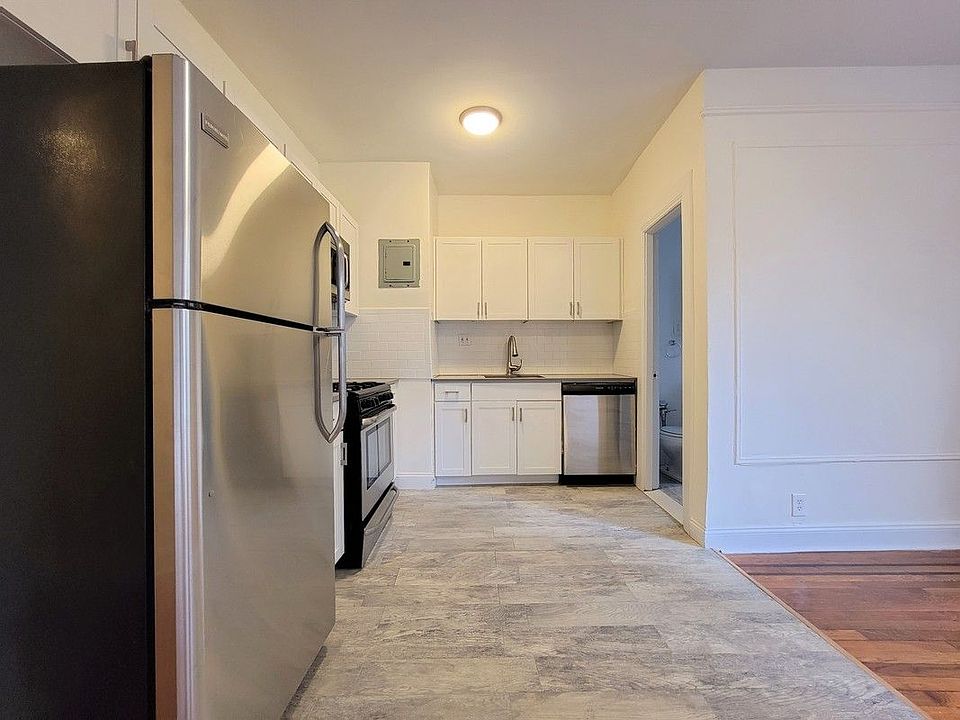 1st image of 25-23 31st Ave APT B14