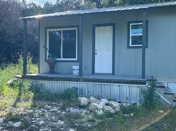 132 Valle Verde Rd S, Kerrville, TX 78028