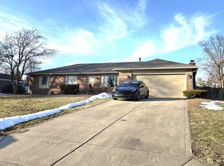 810 Padre Ln, Greenwood, IN 46143