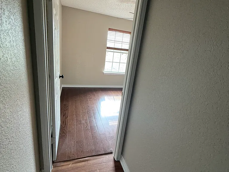 401 County Road 216 — Photo 3