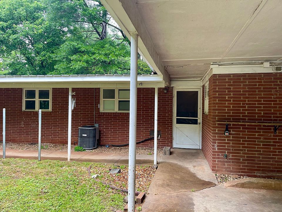 1st image of 1025 Venita Dr