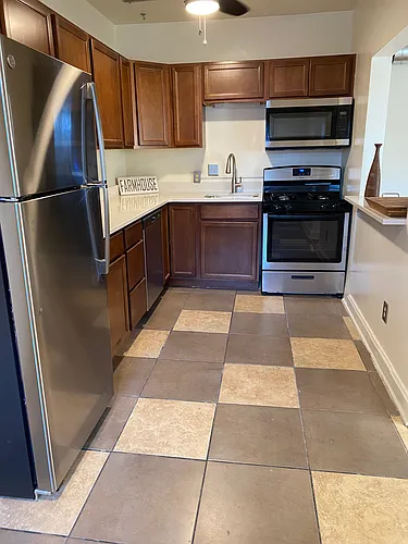 1316 Morten St #204 Photo 1
