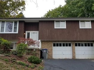 188 Friar Ln, Mcmurray, PA