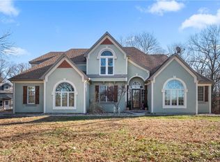 20476 195th St, Tonganoxie, KS 66086