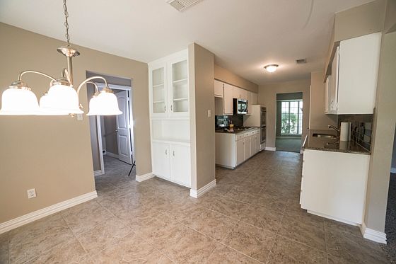 4th image of 2810 Oak Valley Dr