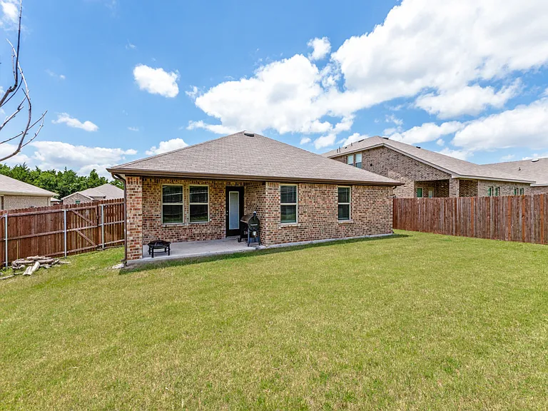 15127 Athena Dr — Photo 12